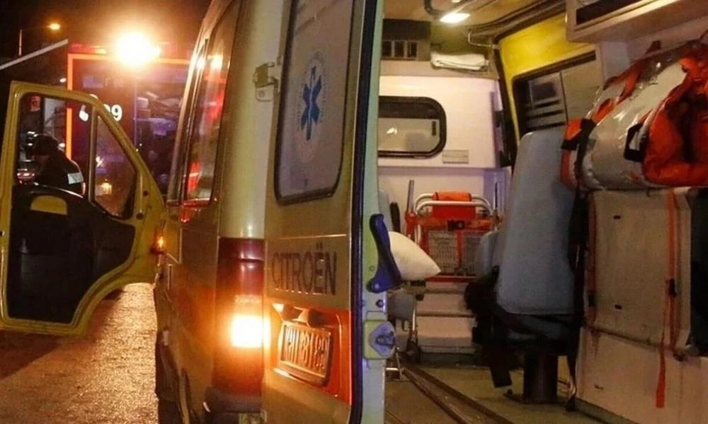 Θεσσαλονίκη: Σύγκρουση αυτοκινήτου με δίκυκλο στο κέντρο της πόλης - Δύο τραυματίες